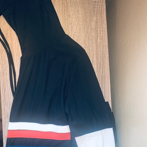 Tracksuit - Picture 6 of 7